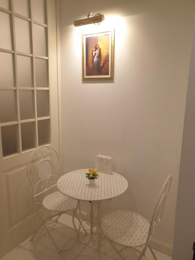 Elegante Monolocale - Macchi 1920 Lägenhet Milano Exteriör bild